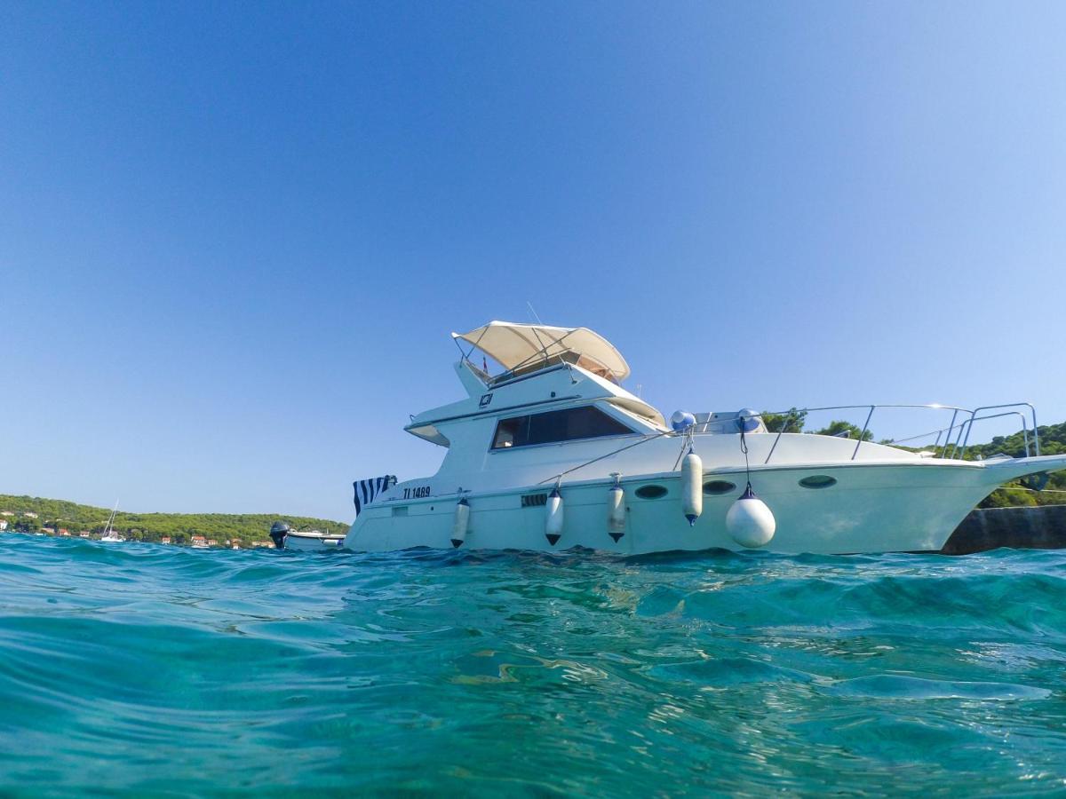 Luxury Apartment With Private Heated Pool Szybenik Zewnętrze zdjęcie